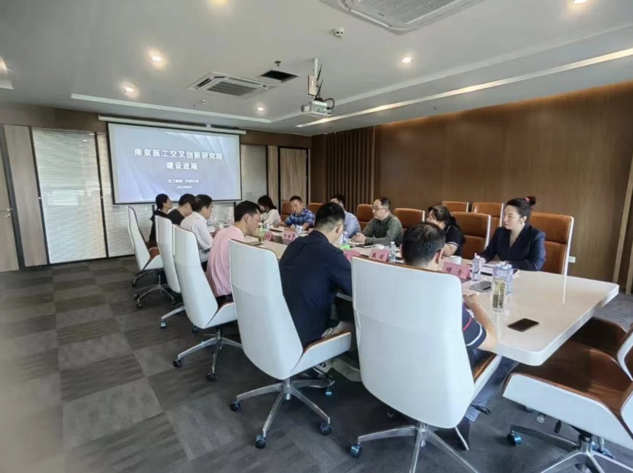 徐庄高新区领导走访医工交叉所 